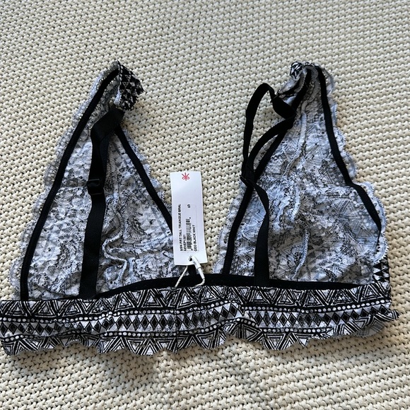 NWT Cosabella geometric lace bralette - Picture 4 of 4